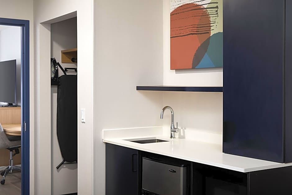 Spark by Hilton Guelph