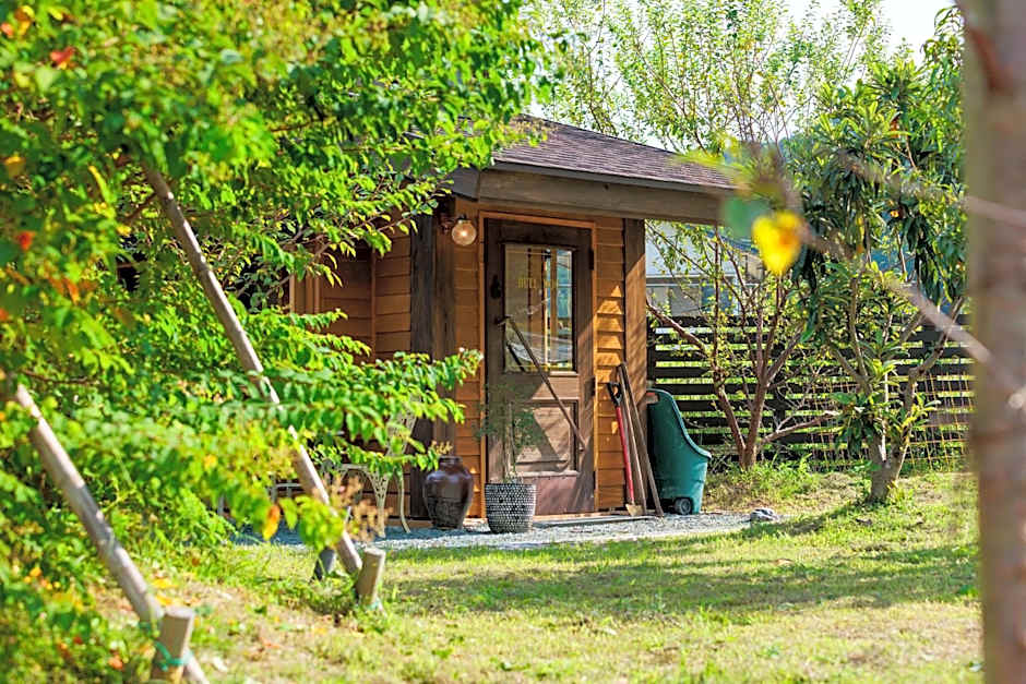 ジビエと田舎暮らしの宿 ヌックスキッチン Japanese Game Meat Cuisine & Lodge Nook's Kitchen