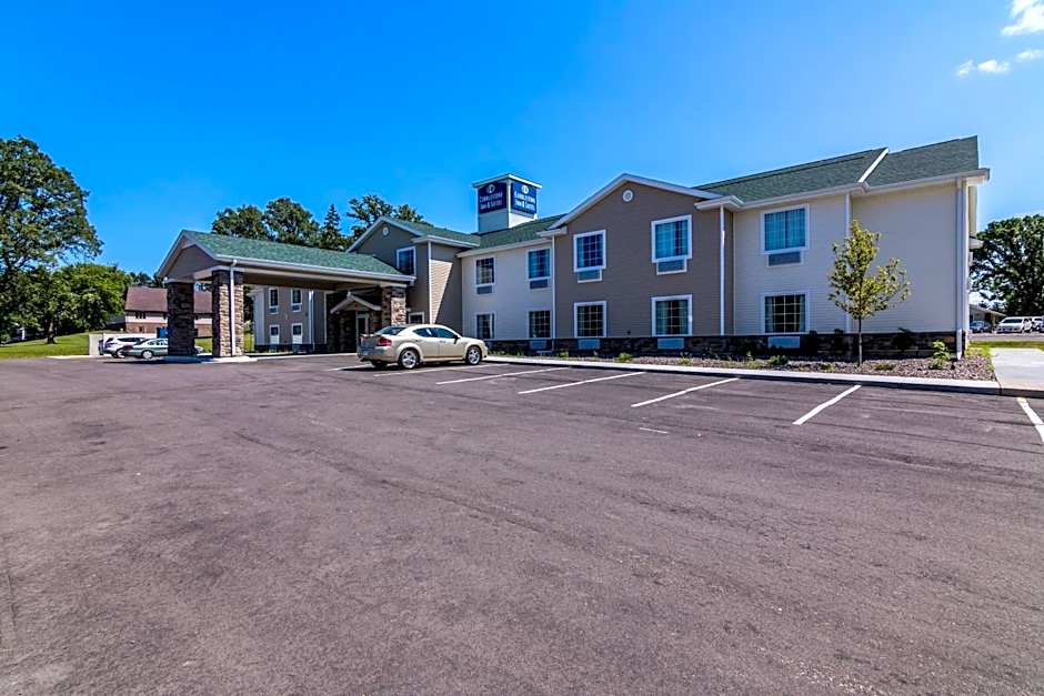 Cobblestone Inn & Suites - Barron