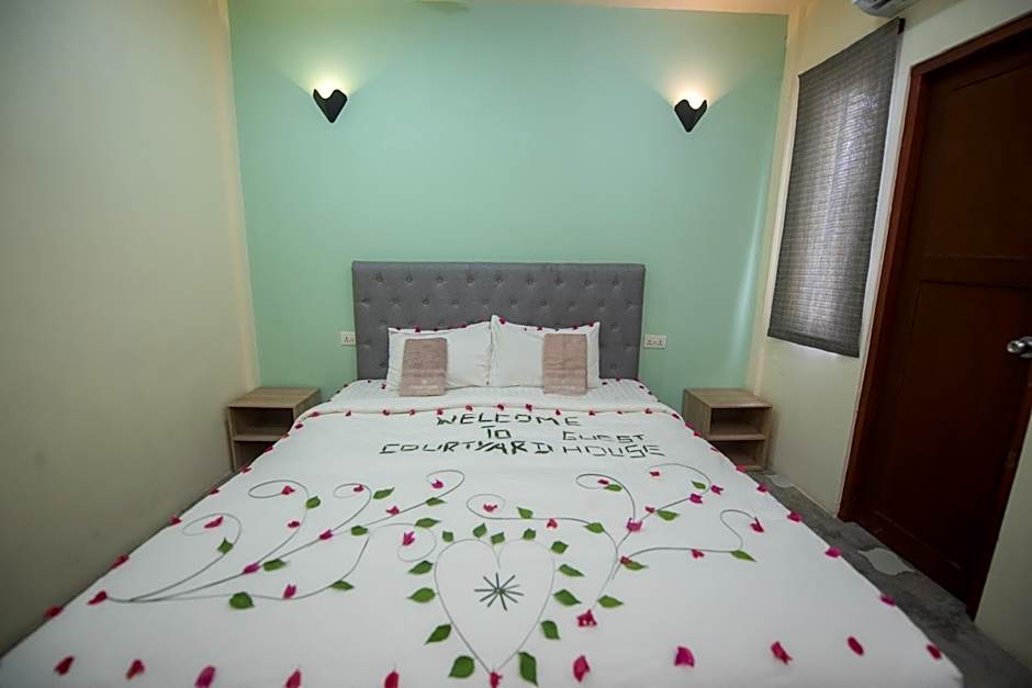 Courtyard Guesthouse