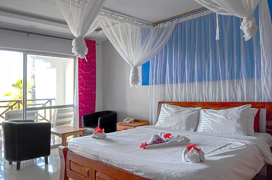 Sai Rock Beach Hotel & Spa