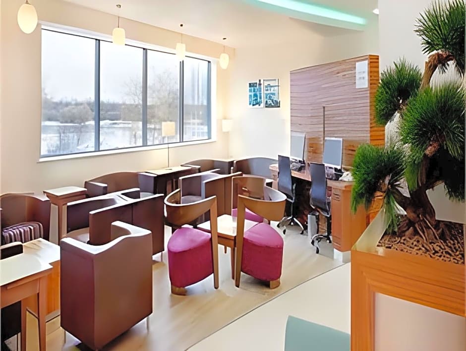 Holiday Inn Express Tamworth By IHG