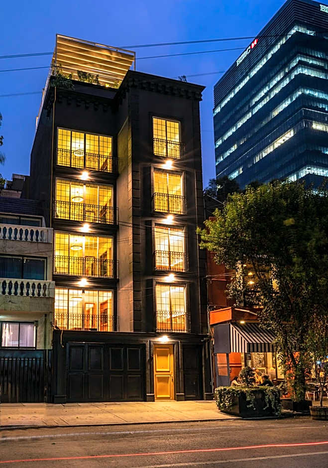 Reforma Guest House