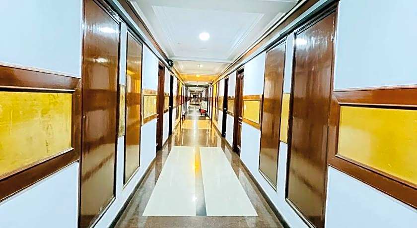 Chetan International Hotel