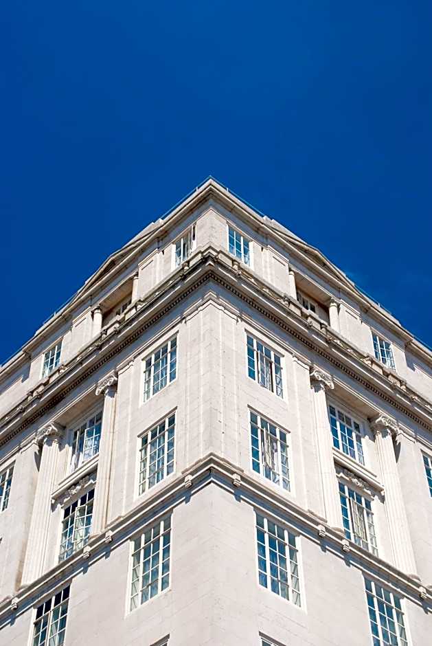 Britannia Adelphi Hotel