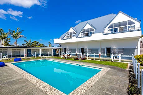Aloha Seaview Resort
