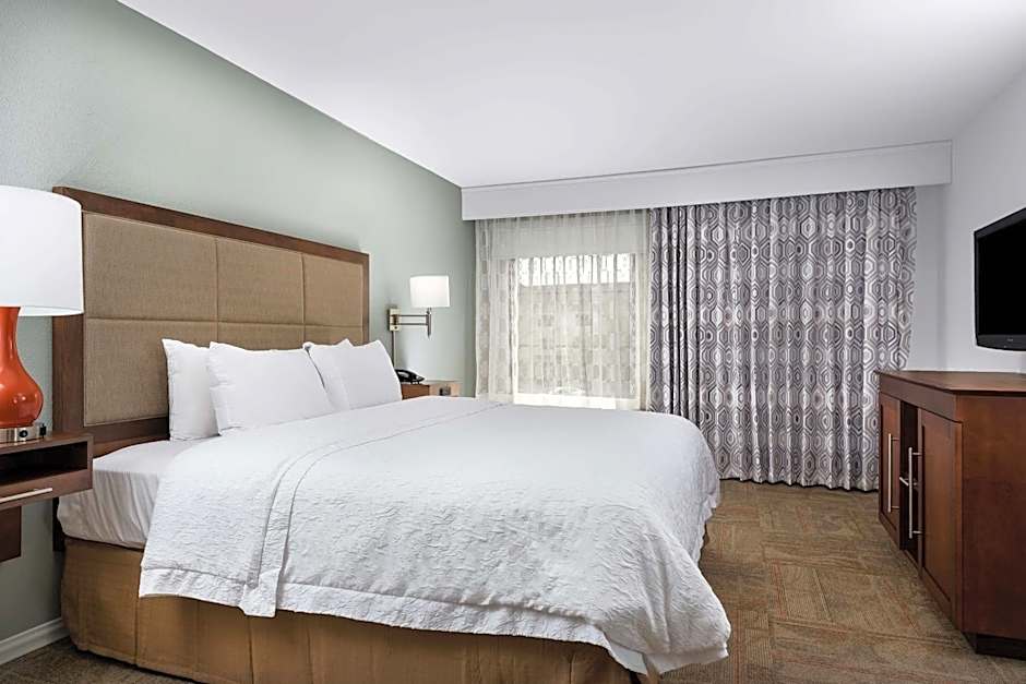 Hampton Inn By Hilton & Suites Florence Center