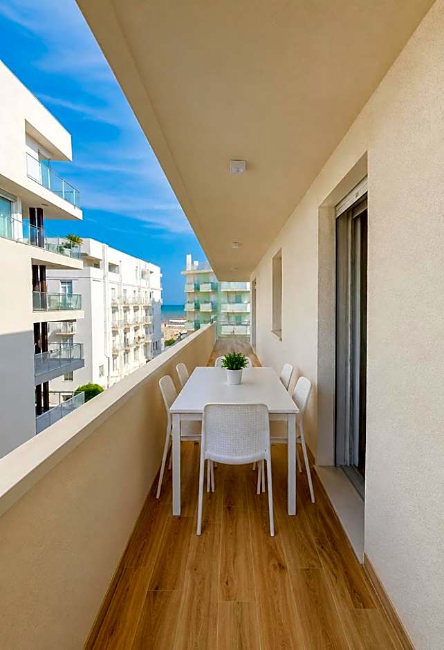 Marina Dream Beach Apartments with Sea View Terrace - Agenzia Cocal