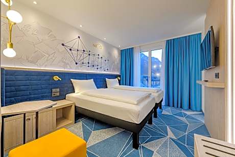 Comfort Twin Room with Balcony