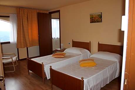 Triple Room with Private Bathroom