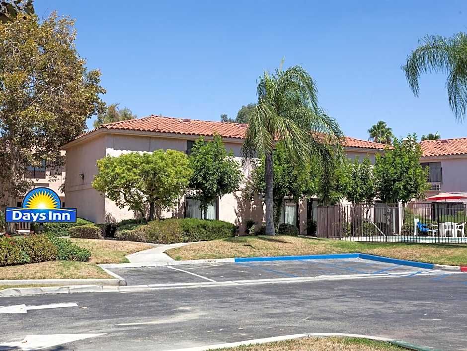Hospitality Inn