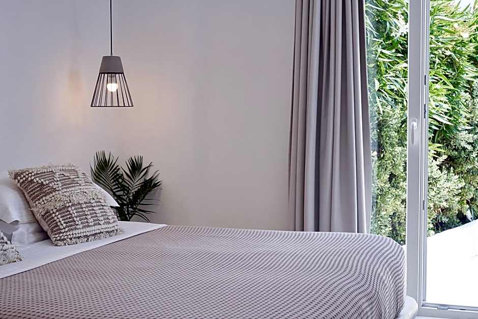 Naxian Utopia | Luxury Villas & Suites