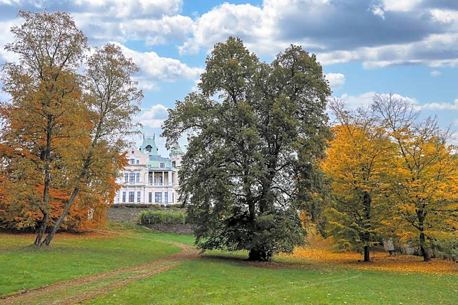 Hotel Villa Golf Cihelny