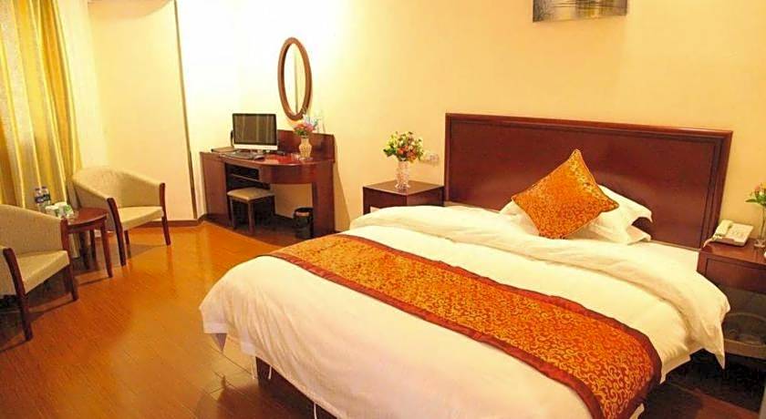 GreenTree Inn JiangSu DingShu Twon JieFang(E) Road Express Hotel