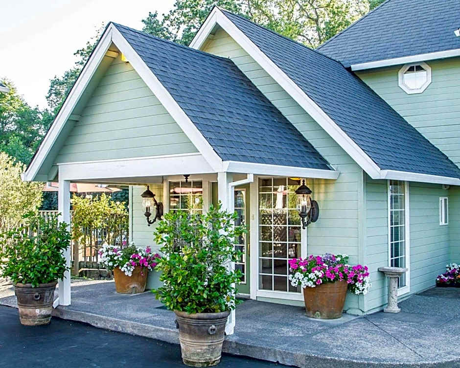 The Inn at Baechtel Creek