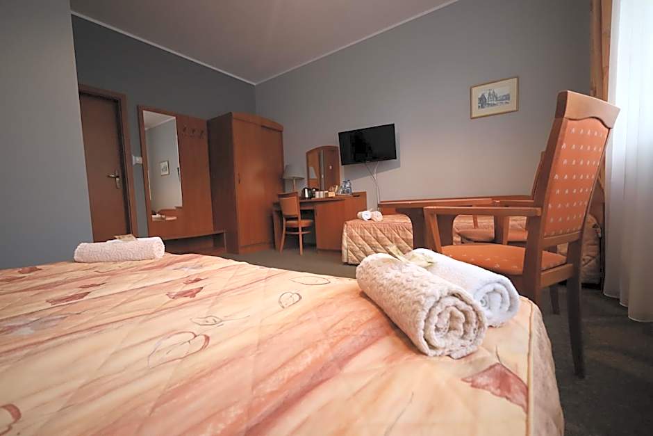 Nasz Klub - Pokoje Gościnne