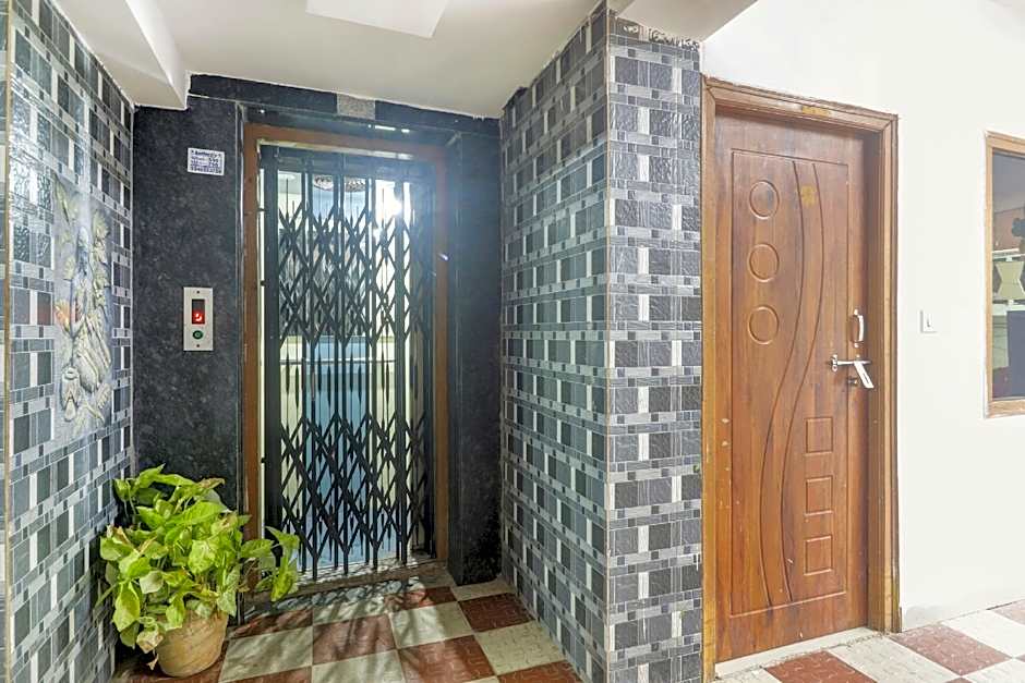 Broholic Hotels By OYO – Hyderabad, 