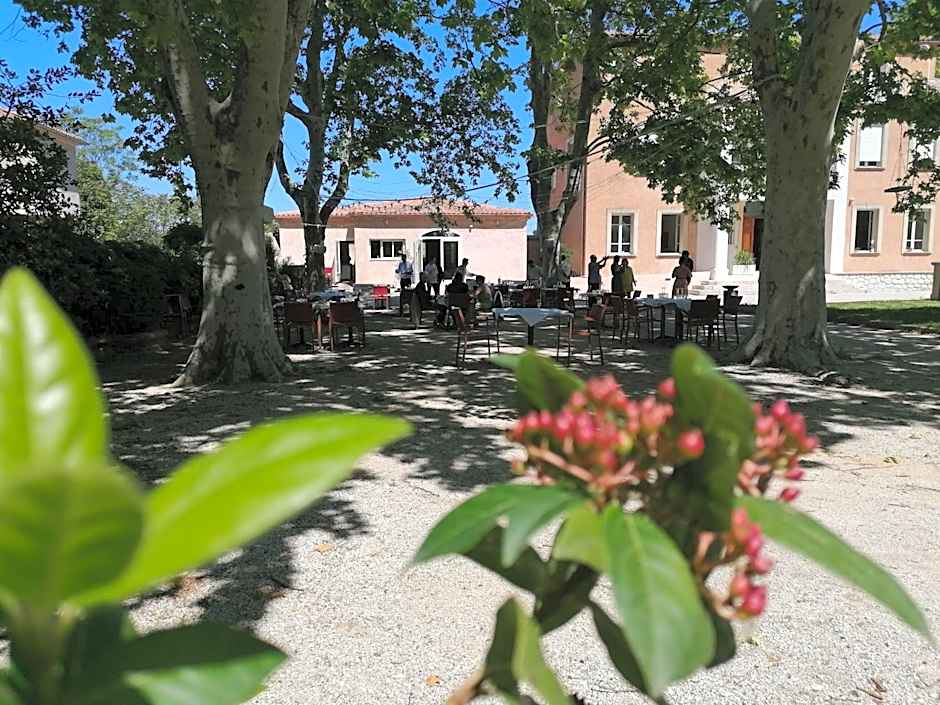 DOMAINE DE LA NERTHE- HOTEL PROVENCE MEDITERRANEE