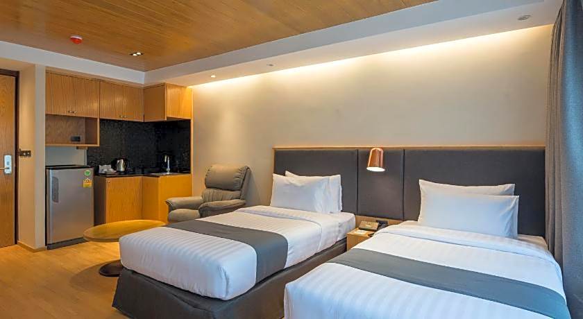 Asana Hotel & Residence