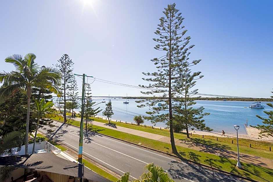 Bayview Beach Holiday Apartments