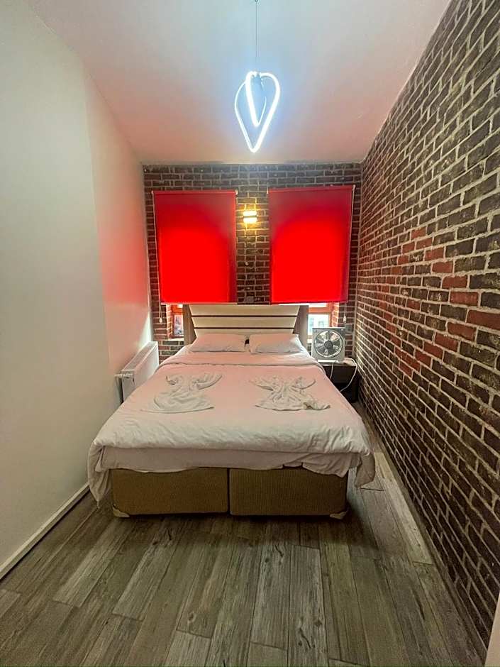 GRAND BELLA VİSTA Hostel