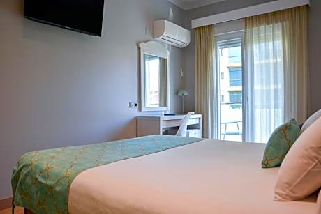 Standard Double Room with City View