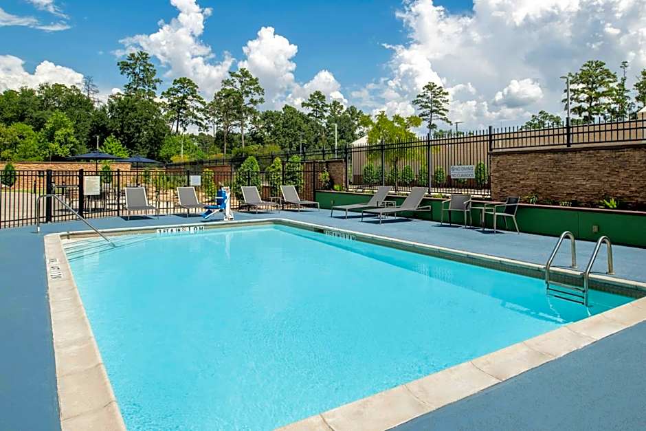 Courtyard by Marriott Houston City Place