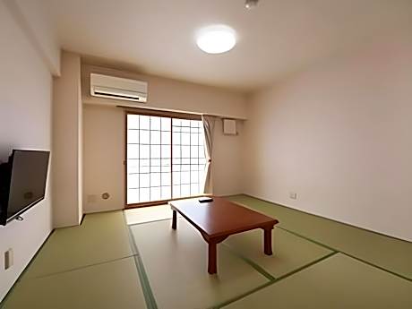 Main Building Japanese Style Room - Non-Smoking