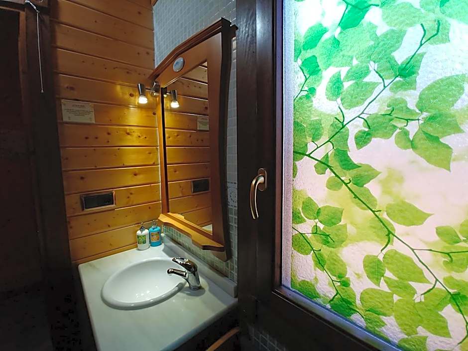 Casa del Valle, Lodges