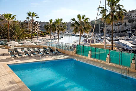 Portodrach Aparthotel & Suites