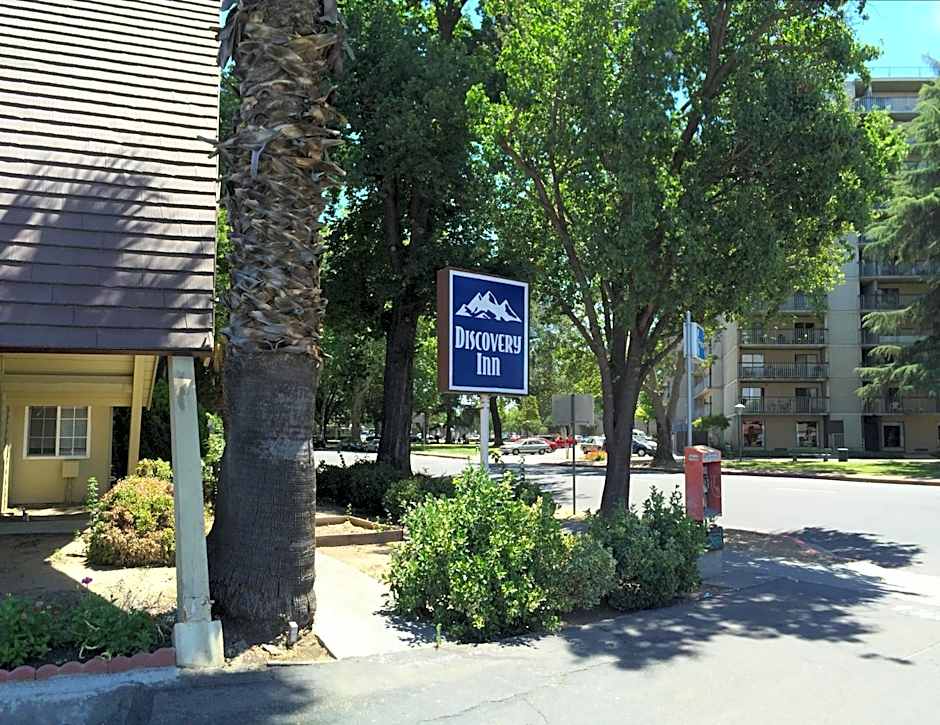 Discovery Inn