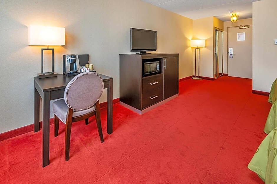 Rodeway Inn Festival	