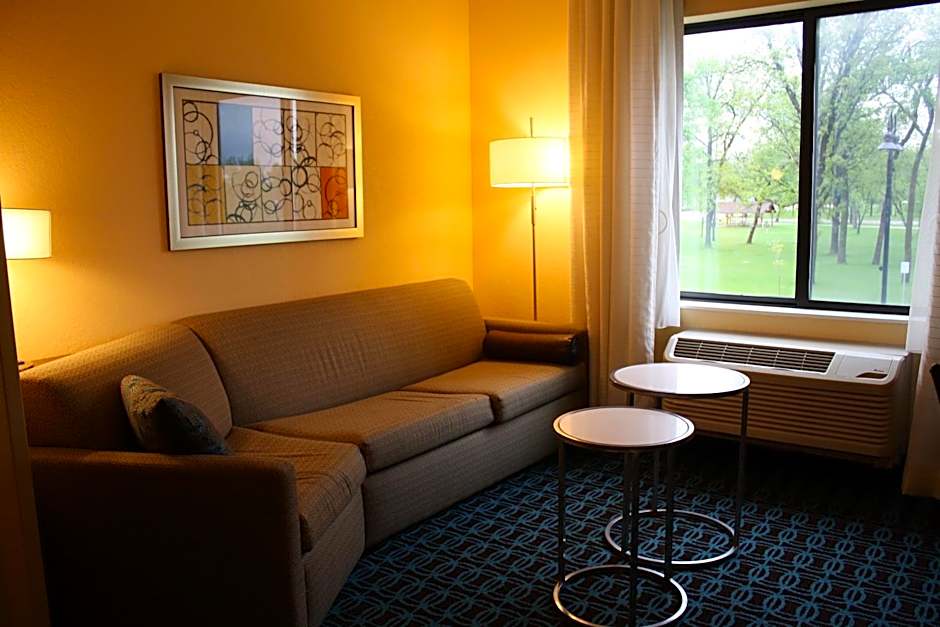 Fairfield Inn & Suites by Marriott Detroit Lakes