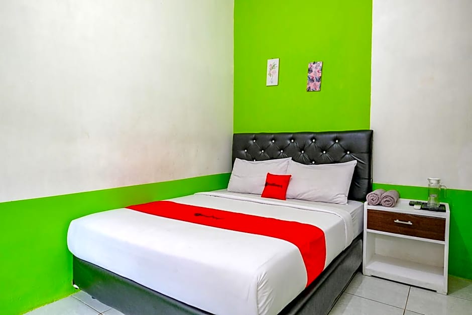 RedDoorz Syariah at Sakinah Family Tulungagung