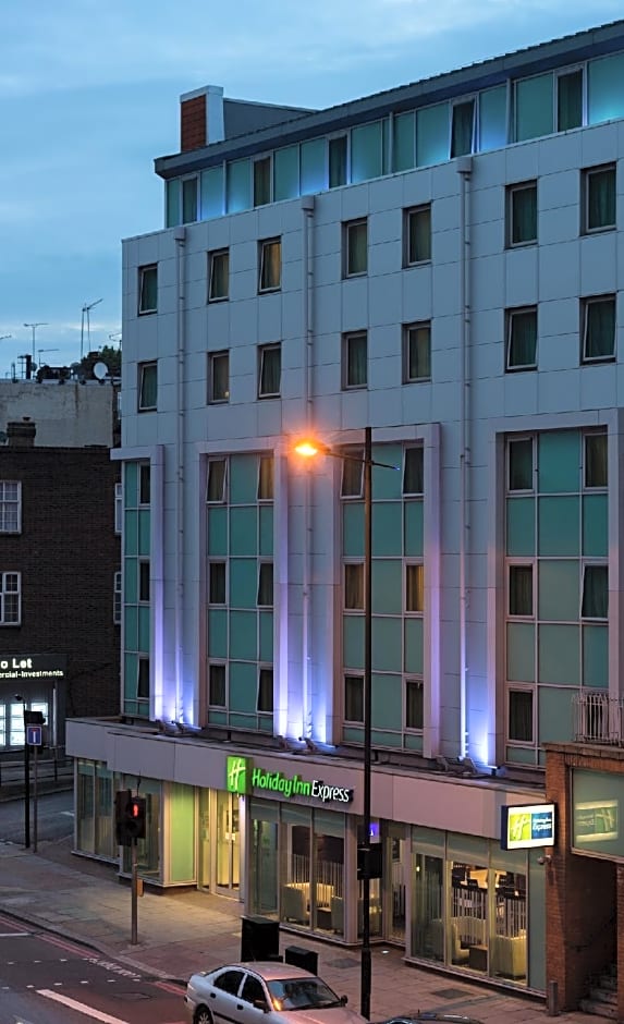 Holiday Inn Express London Swiss Cottage Hotel