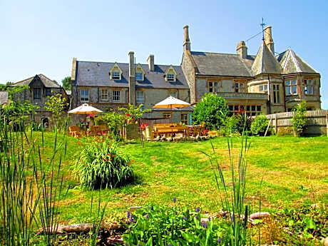 Weston Manor