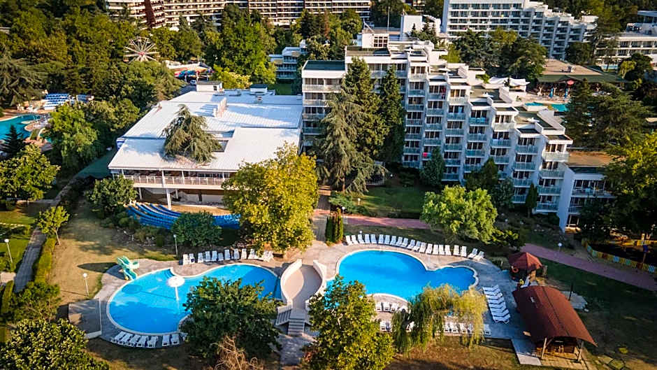 Photo 1 of 50 of Hotel Sandy Beach