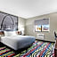 Super 8 by Wyndham Farmington
