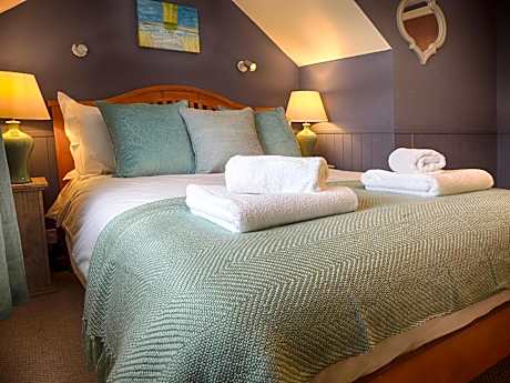 The Lansdowne Cottage - Exclusive Welcome Hamper