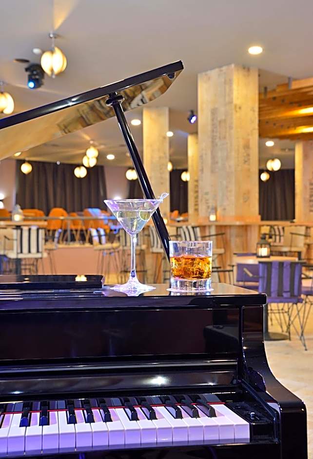 Sol Luna Bay - All Inclusive