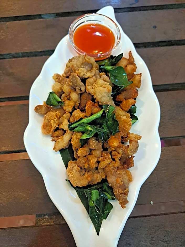 Sunny Cove Beach Resort Koh Phayam