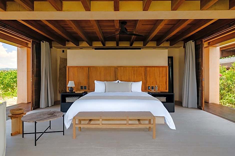 ONTO House Puerto Escondido