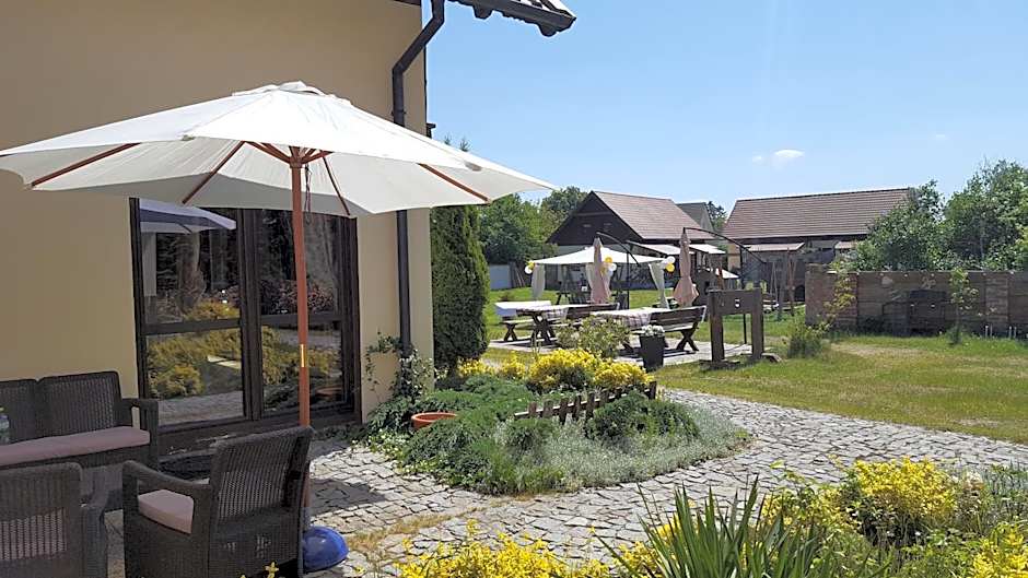 Pokoje i domki Saraceńska Chata