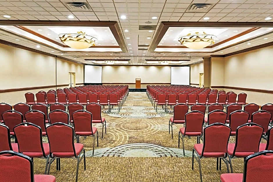 Crowne Plaza Knoxville Downtown University By IHG