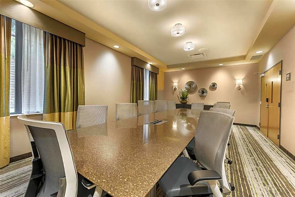 Best Western Plus Franciscan Square Inn and Suites Steubenville