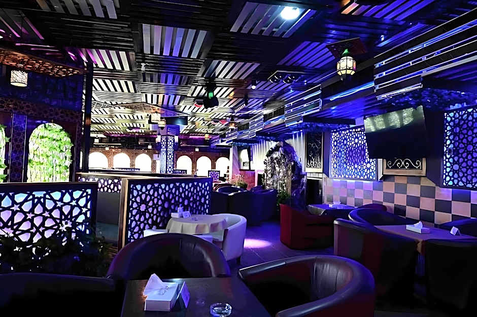 LE PARADISE PALACE HOTEL Deira Dubai Al Rigga