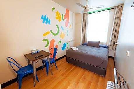 Flinders Backpackers