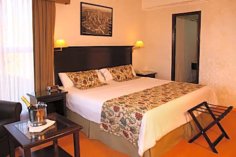 Corner Room