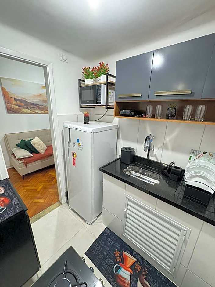 7 Minutos da Praia e Copacabana Palace CM13-503