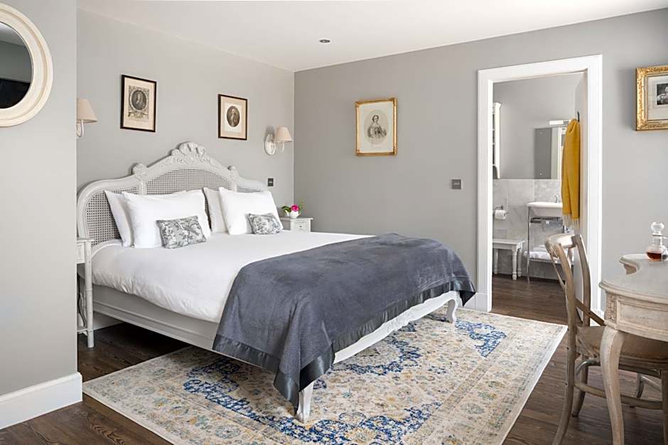 Meikleour Arms Hotel & Restaurant